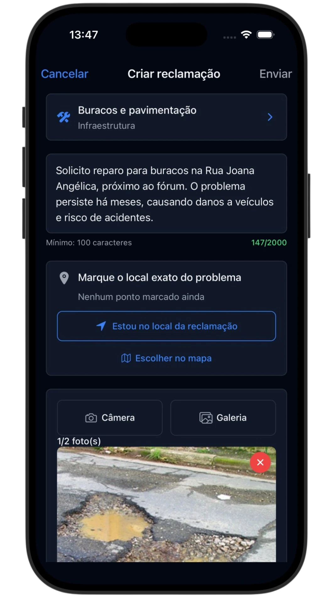 Tela de criar reclamação com foto, categoria e local.